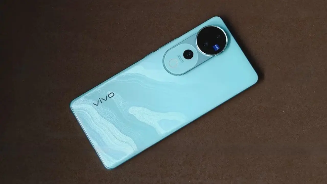 Vivo V40e